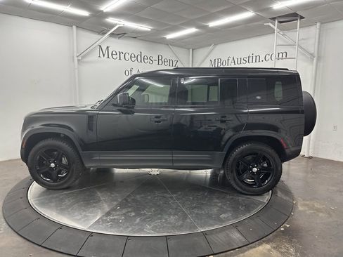 Used 2021 Land Rover Defender 110 SE image 4