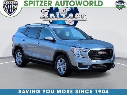 Used 2023 GMC Terrain SLE w/ Driver Convenience Package image 1