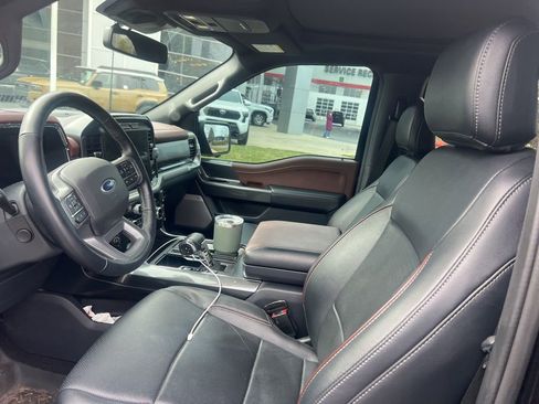 Used 2022 Ford F150 Lariat w/ Equipment Group 502A High image 7