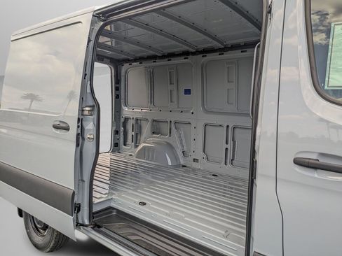 New 2026 Mercedes-Benz Sprinter 2500 image 6
