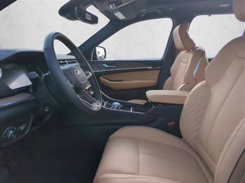 New 2025 Jeep Grand Cherokee Summit w/ Obsidian Package image 4