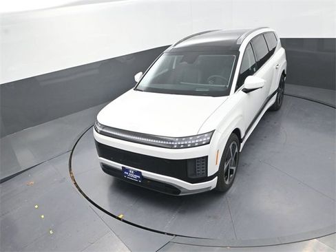 New 2026 Hyundai Ioniq 9 Calligraphy image 26