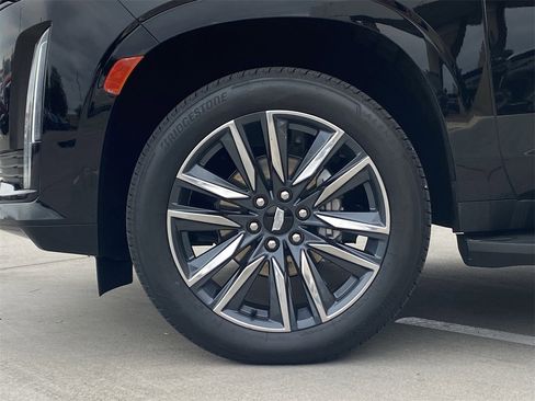 Used 2021 Cadillac Escalade Sport Platinum image 9