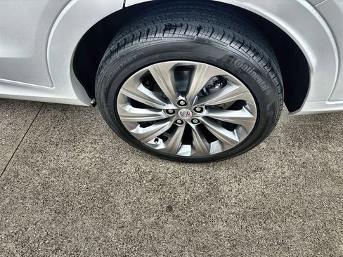 Used 2026 Buick Envista Avenir FWD image 12