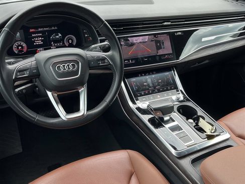 Used 2019 Audi Q8 Premium Plus AWD/4WD image 3