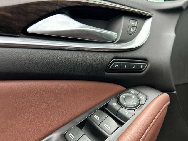 Used 2021 Buick Enclave Avenir w/ Trailering Package, 5000 lbs. AWD/4WD image 34