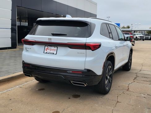 New 2026 Buick Enclave Sport Touring image 4