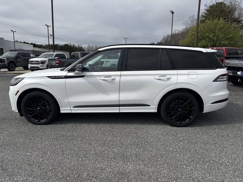 Used 2025 Lincoln Aviator Reserve w/ Equipment Group 201A AWD/4WD image 4