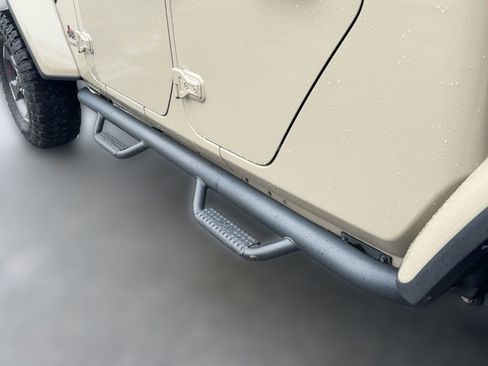 Used 2020 Jeep Gladiator Rubicon image 20