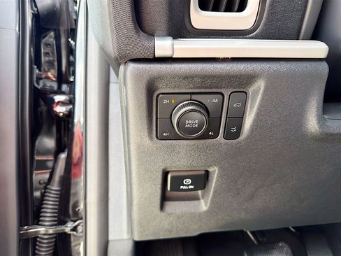 Certified 2025 Ford Expedition Max Active AWD/4WD image 14