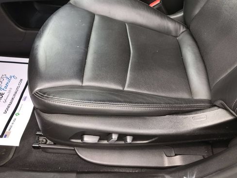 Used 2021 Cadillac XT6 Premium Luxury FWD image 12