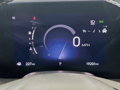 Used 2025 Buick Encore GX Preferred FWD image 19
