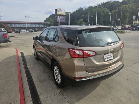 Used 2018 Chevrolet Equinox LS image 7