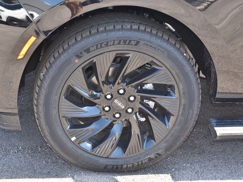 New 2025 Lincoln Navigator Reserve w/ Jet Appearance Package image 44