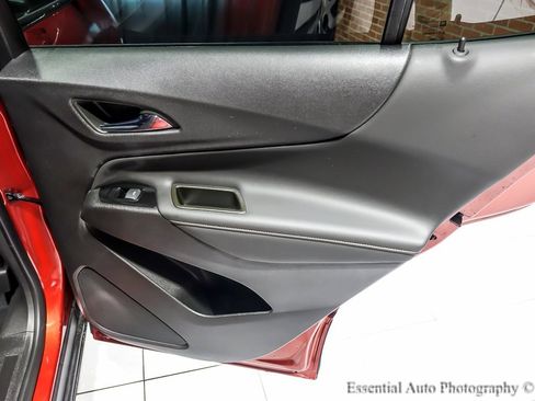 Used 2023 Chevrolet Equinox Premier image 35