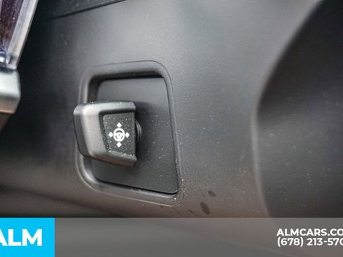 Used 2025 BMW i7 eDrive50 w/ M Sport Package image 51