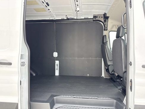 New 2026 Ford Transit 250 148 Medium Roof w/ Load Area Protection Package RWD image 11
