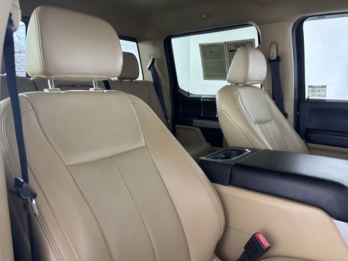 Used 2021 Ford F350 Lariat w/ Lariat Value Package AWD/4WD image 31