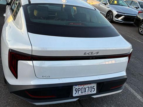 Used 2025 Kia K4 LXS image 7