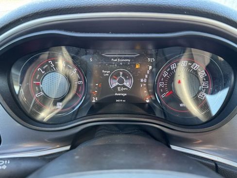 Used 2022 Dodge Challenger SXT w/ Blacktop Package image 13