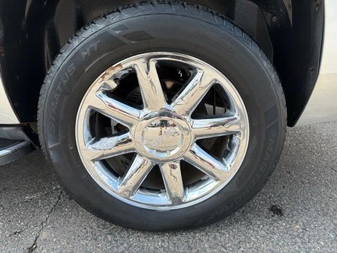 Used 2014 GMC Yukon XL Denali AWD/4WD image 11