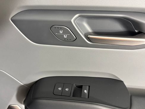 New 2026 Kia EV9 Wind AWD/4WD image 16