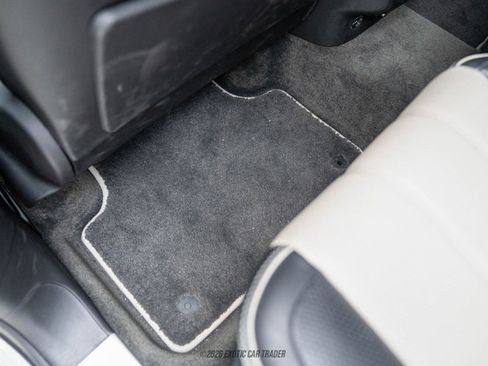 Used 2022 Bentley Bentayga Speed image 81