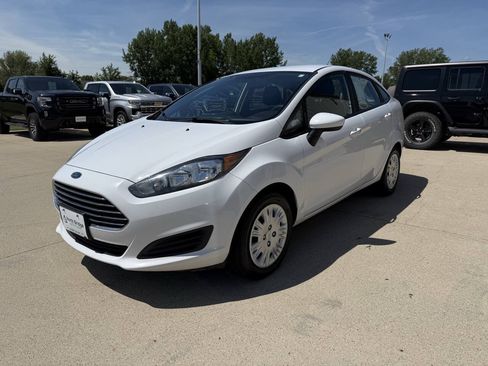 Used 2019 Ford Fiesta S FWD image 2