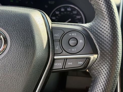 Used 2022 Toyota Avalon XSE w/ Carpet Mat Package (TMS) image 27