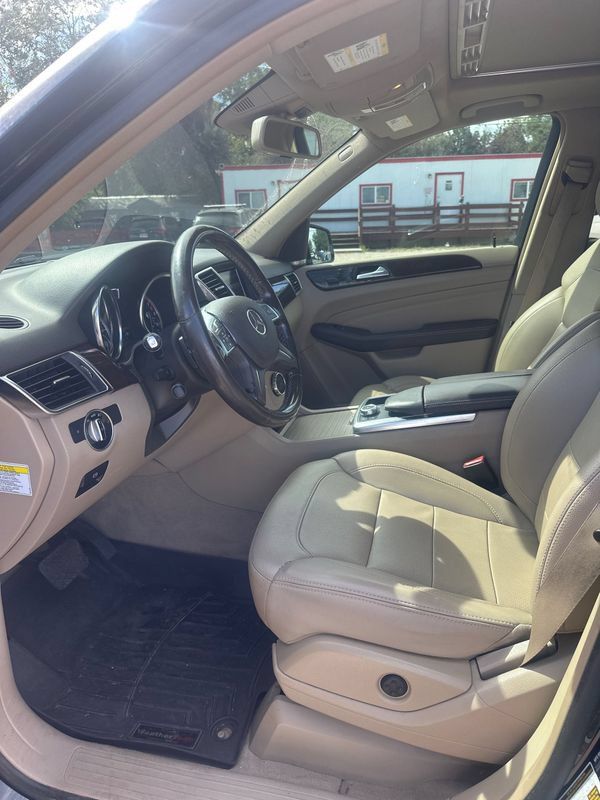 Used 2013 Mercedes-Benz ML 350 4MATIC image 2