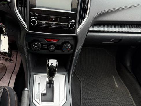 Used 2019 Subaru Crosstrek 2.0i Premium image 9