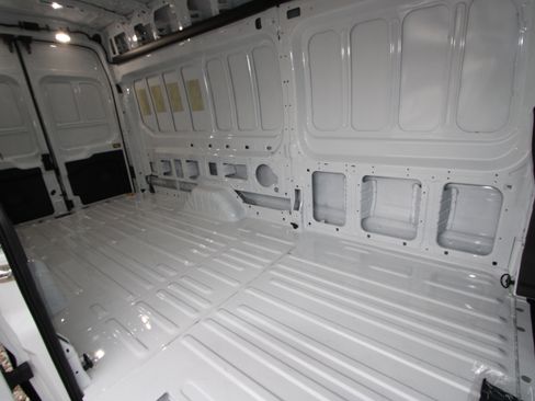 New 2026 Ford Transit 350 148 High Roof Extended image 19