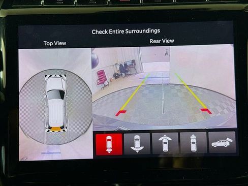 Used 2024 Jeep Grand Cherokee L Overland w/ Advanced Protech Group III image 14