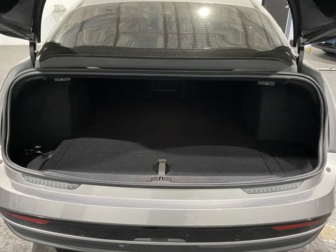 Used 2024 Lucid Air Pure image 8