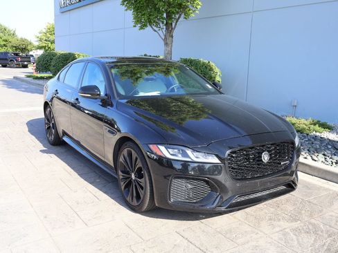Used 2024 Jaguar XF R-Dynamic SE AWD/4WD image 1