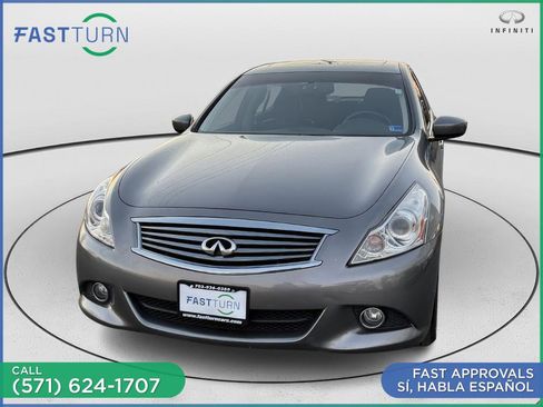 Used 2013 INFINITI G37 x w/ Premium Pkg image 2