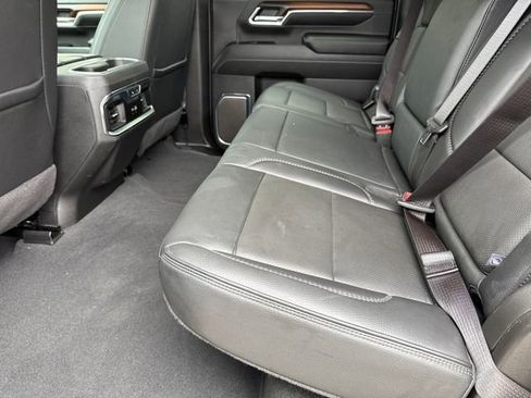 Used 2024 GMC Sierra 2500 Denali w/ Denali Reserve Package AWD/4WD image 18