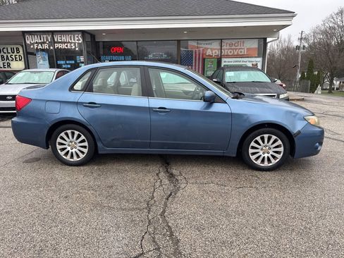 Used 2010 Subaru Impreza 2.5i Premium AWD/4WD image 5