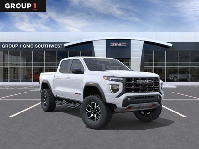 New 2026 GMC Canyon AT4X w/ LPO, Black Badging Package
