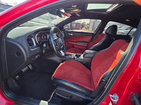 Used 2017 Dodge Charger R/T Scat Pack w/ Beats Audio Group image 9