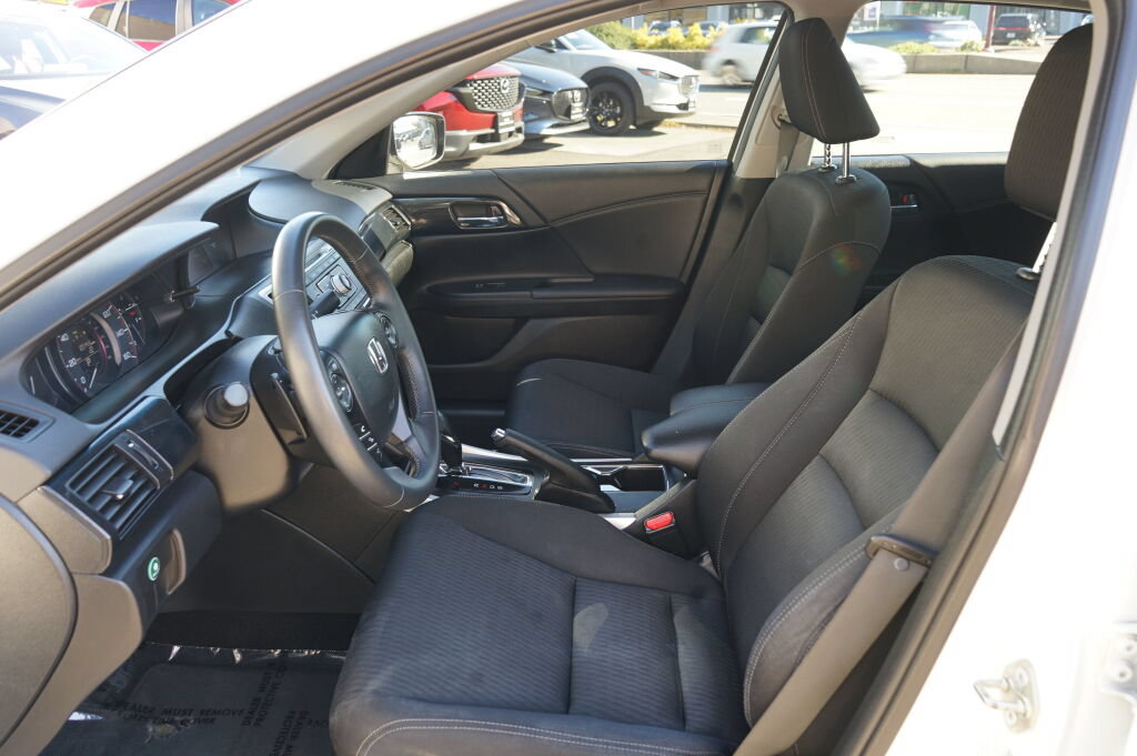 Used 2014 Honda Accord Sport image 15