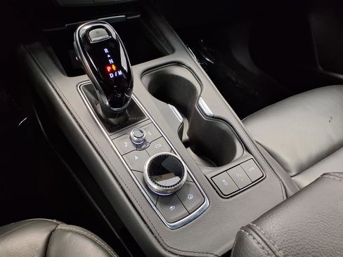 Certified 2025 Cadillac XT4 Premium Luxury FWD image 23