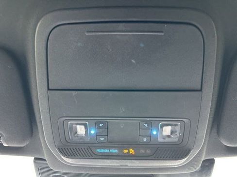 Used 2020 Ford Explorer Limited image 38