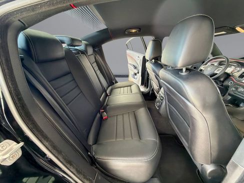 Used 2014 Dodge Charger SXT Plus RWD image 17