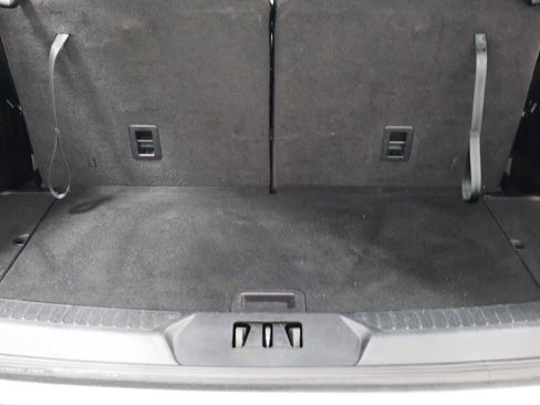 Used 2021 Ford Explorer XLT AWD/4WD image 36