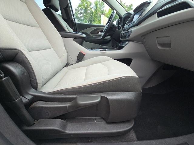 Used 2022 GMC Terrain SLE w/ Driver Convenience Package FWD image 20