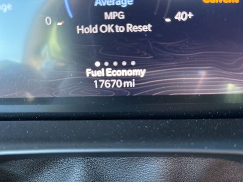 Used 2024 Jeep Grand Cherokee Altitude image 15