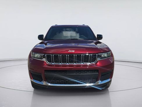 Used 2025 Jeep Grand Cherokee L Laredo RWD image 8
