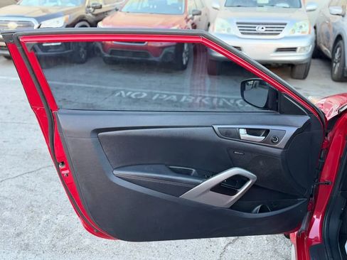 Used 2016 Hyundai Veloster Turbo w/ Option Group 04 image 20