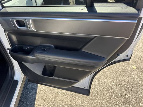 Used 2025 Hyundai Santa Fe SEL image 16